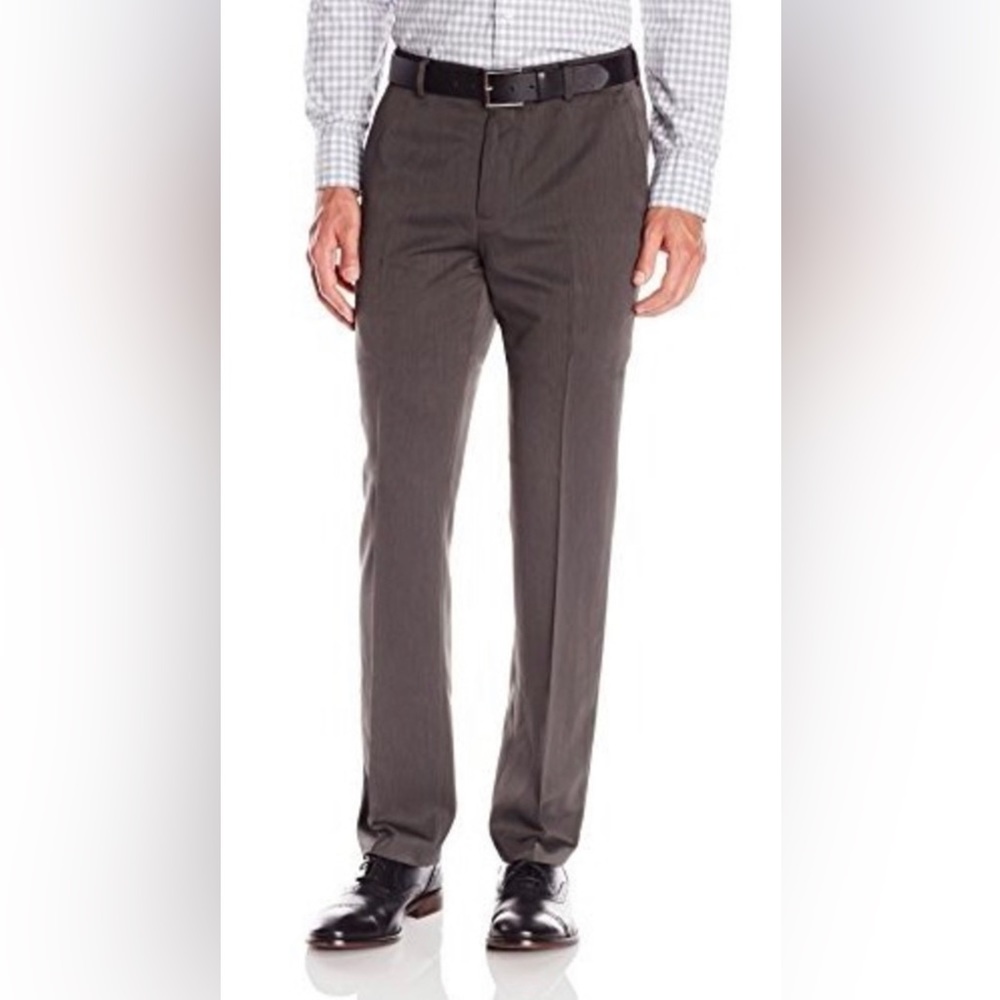 Izod Straight Fit Ultimate Travel Pants